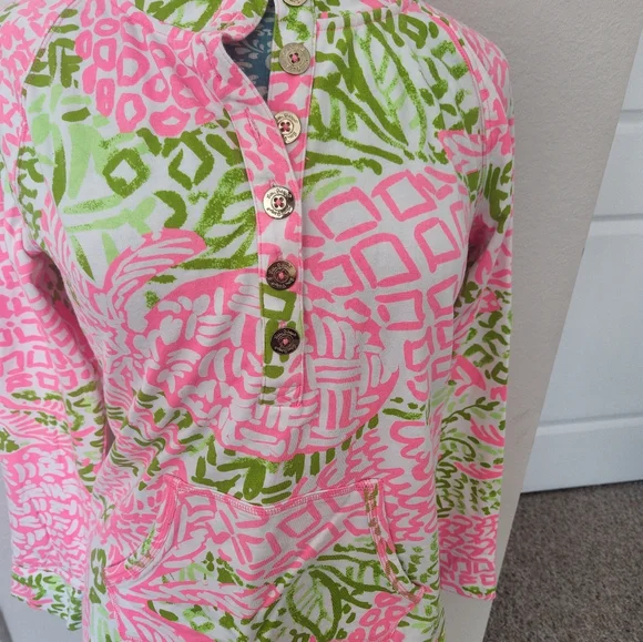 Lilly Pulitzer Pink and Green Patterned Blouse - Picture 2 of 11